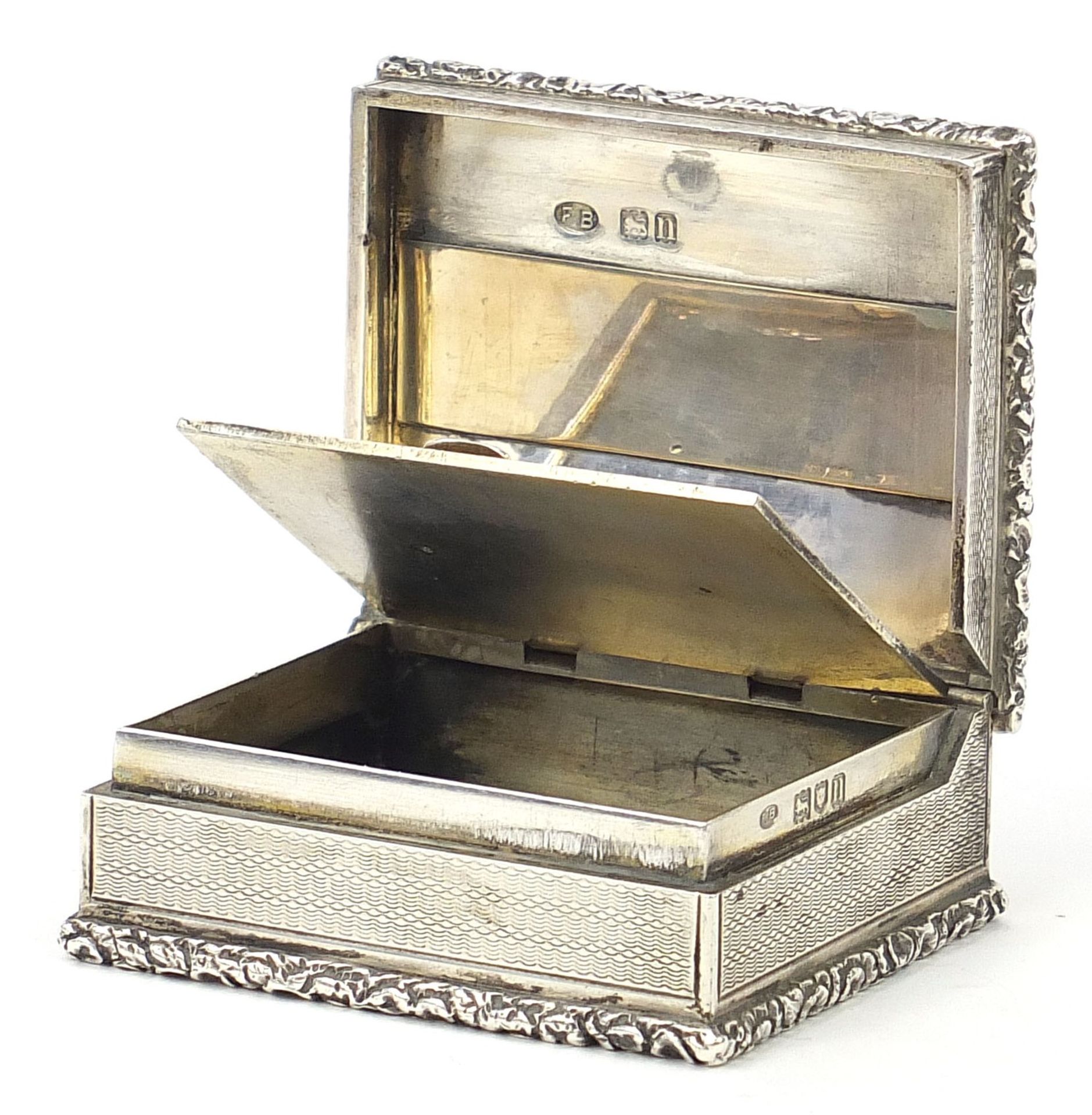 Frederick Thomas Buckthorpe, Edward VII silver snuff box with secret compartment to the hinged - Image 3 of 9