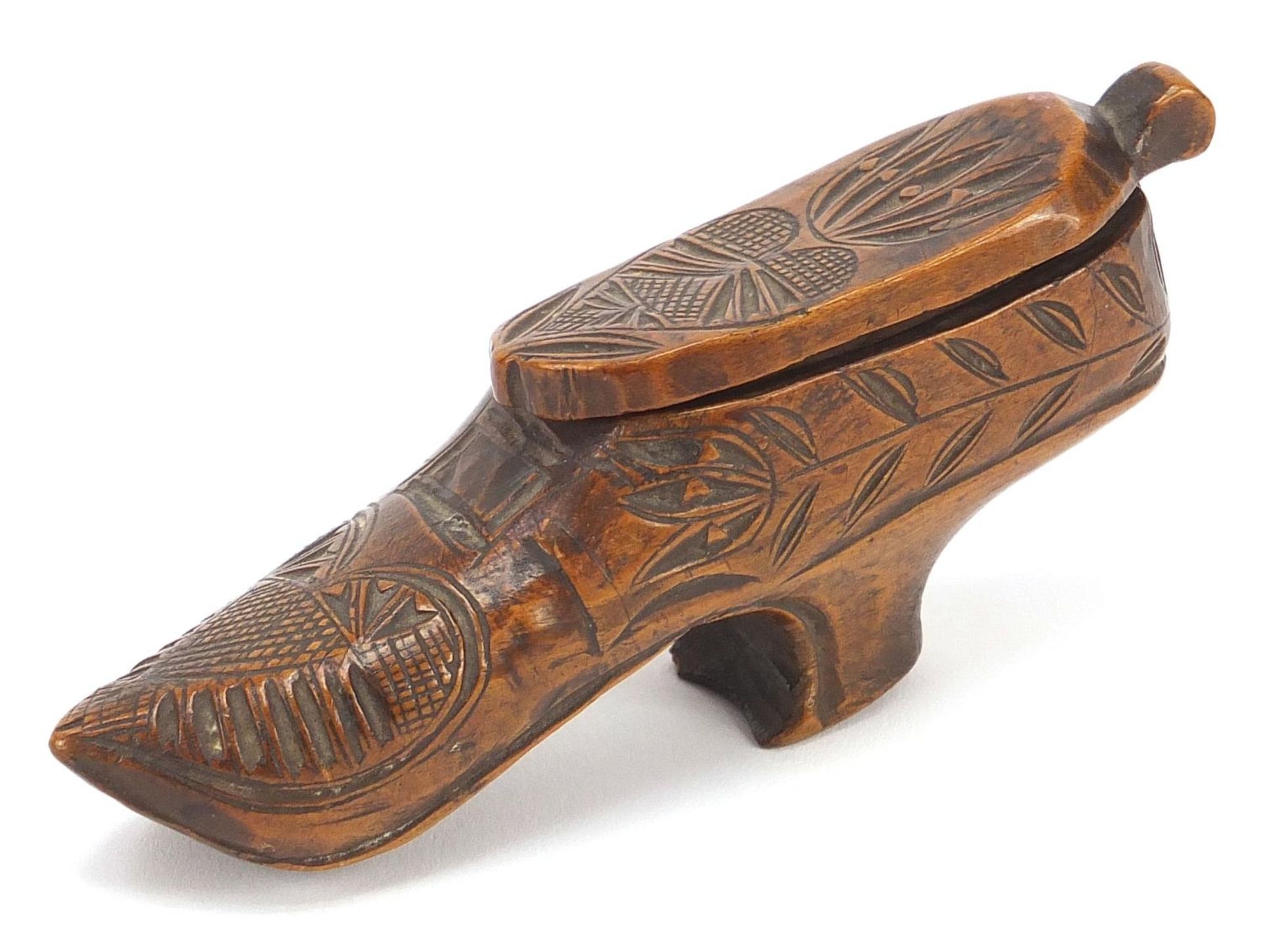Antique Scandinavian design carved treen shoe design snuff box, 10cm in length :For Further