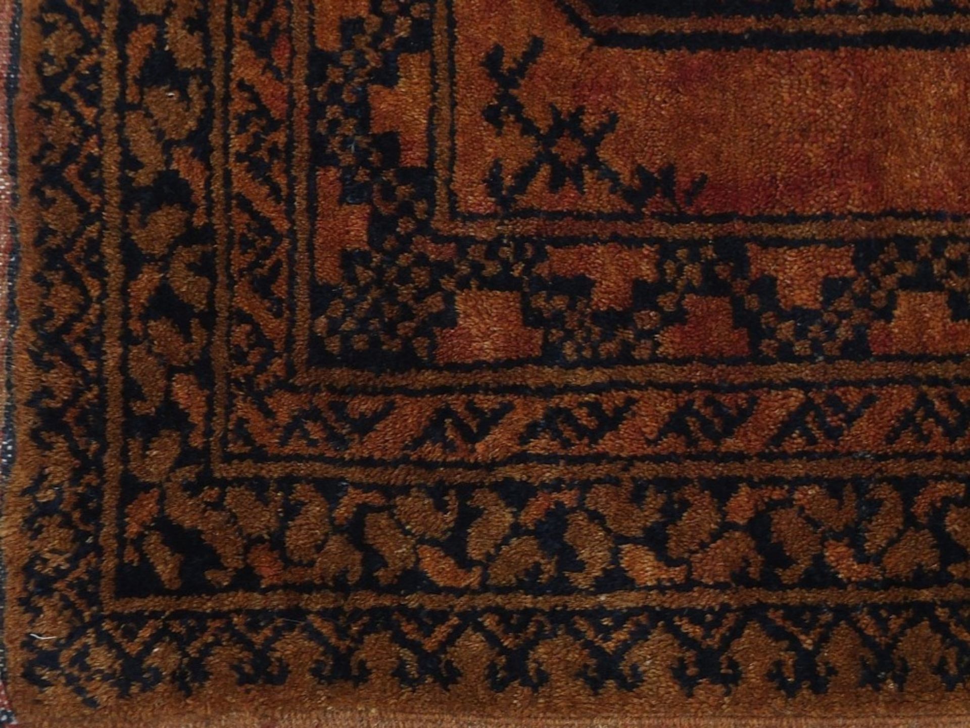 Rectangular Persian orange ground rug having all over geometric design, 125cm x 79cm :For Further - Image 3 of 4