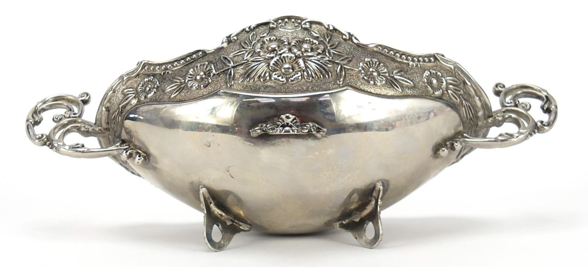 Heavy silver plated twin handled bowl cast with flowers and raised on three feet, 24cm wide :For - Image 3 of 3