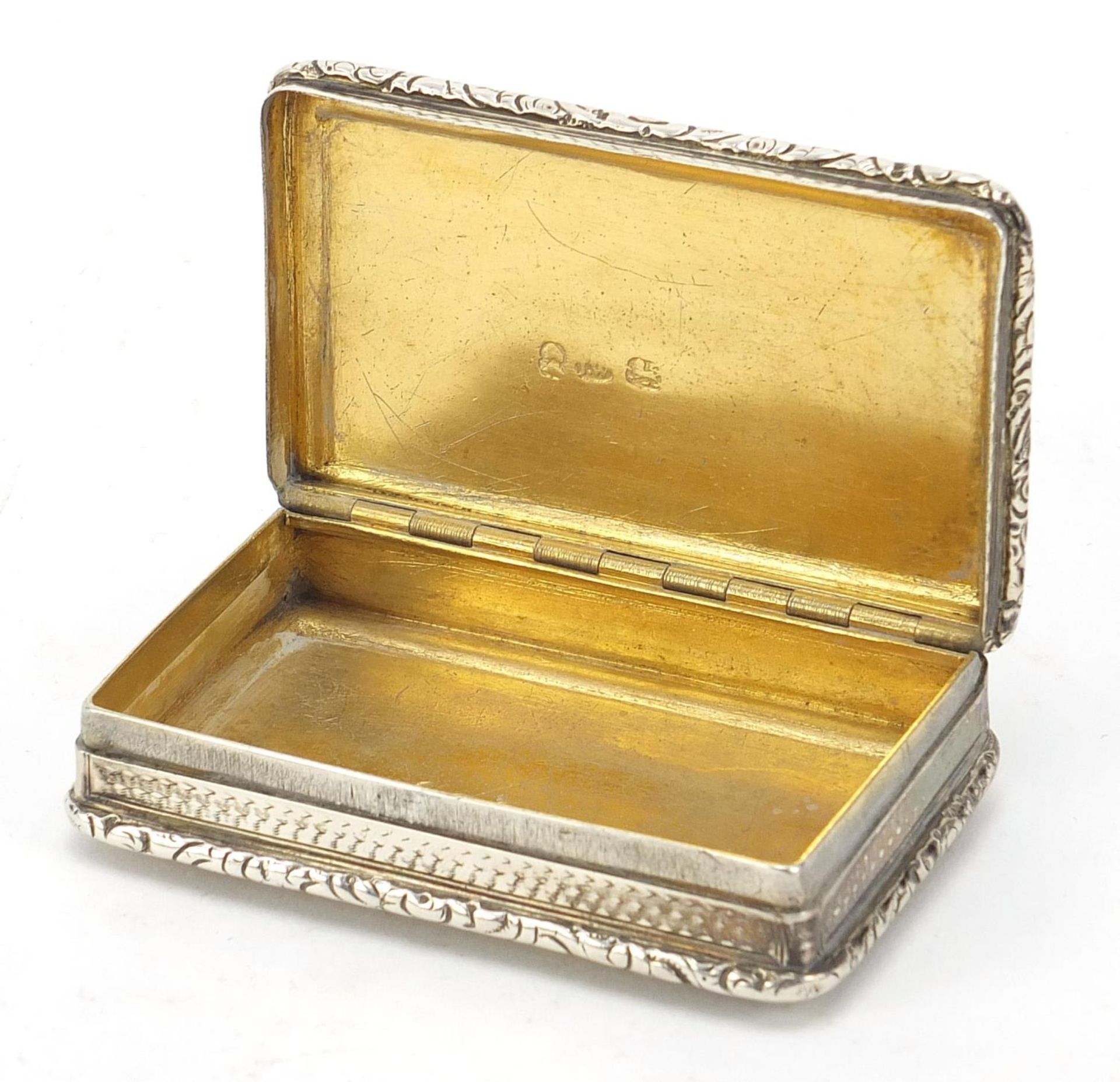 Joseph Willmore, George IV silver snuff box with hinged lid, engine turned decoration and gilt - Bild 2 aus 6