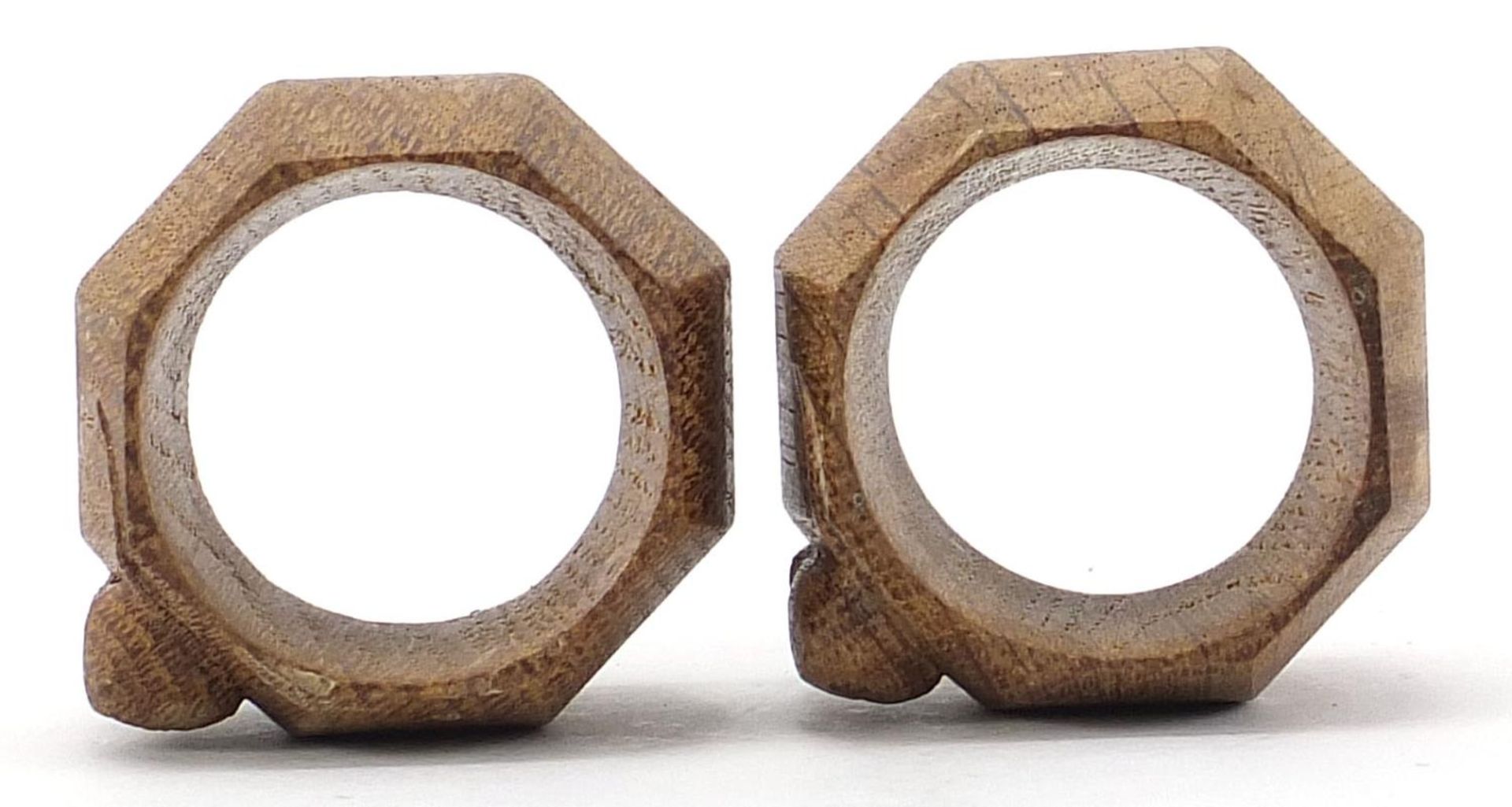 Robert Mouseman Thompson, pair of carved oak napkin rings, each 5cm high :For Further Condition - Bild 3 aus 3
