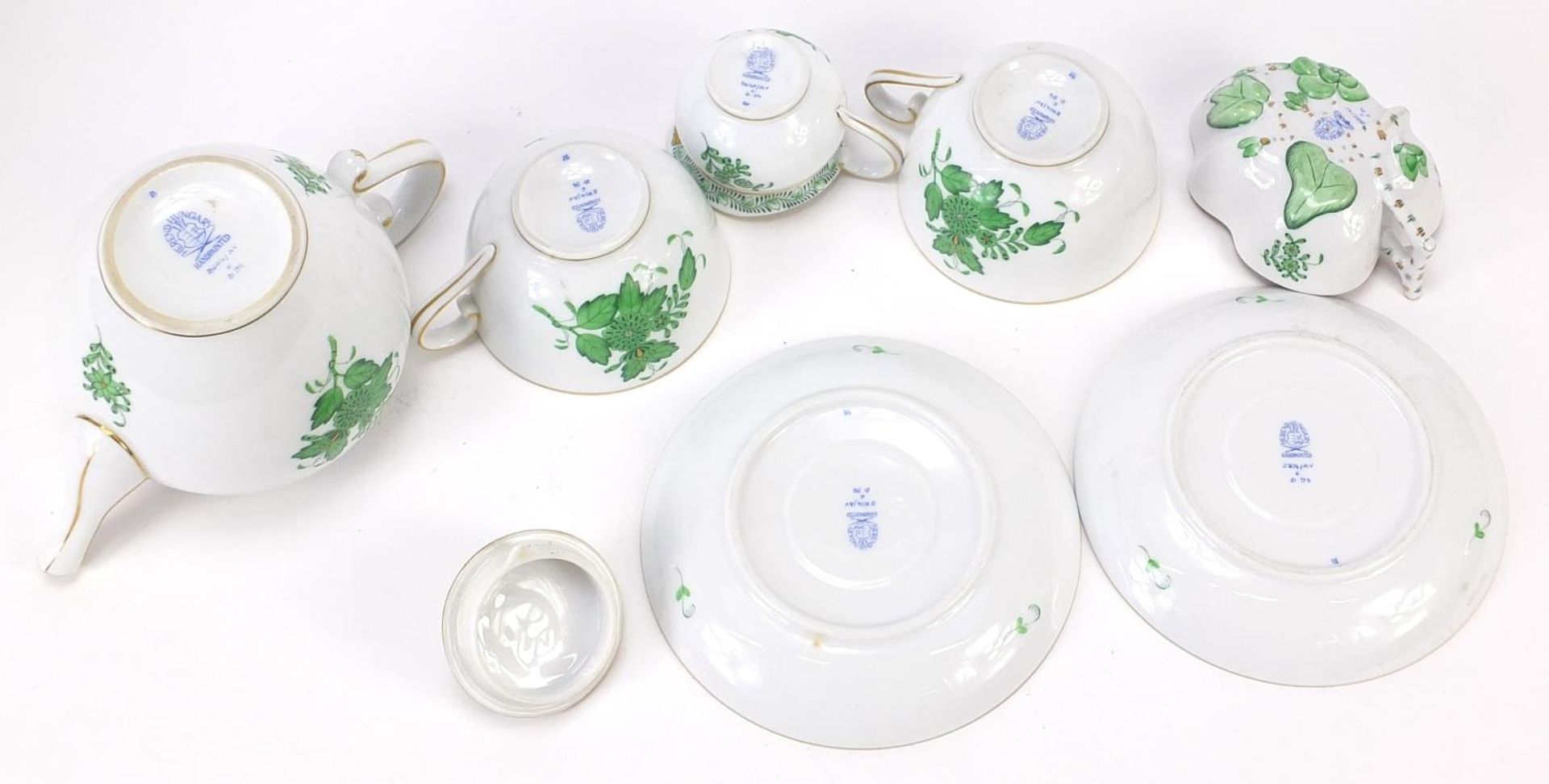 Herrend, Hungarian porcelain Chinese Bouquet cabaret service on tray including teapot and two cups - Image 6 of 7