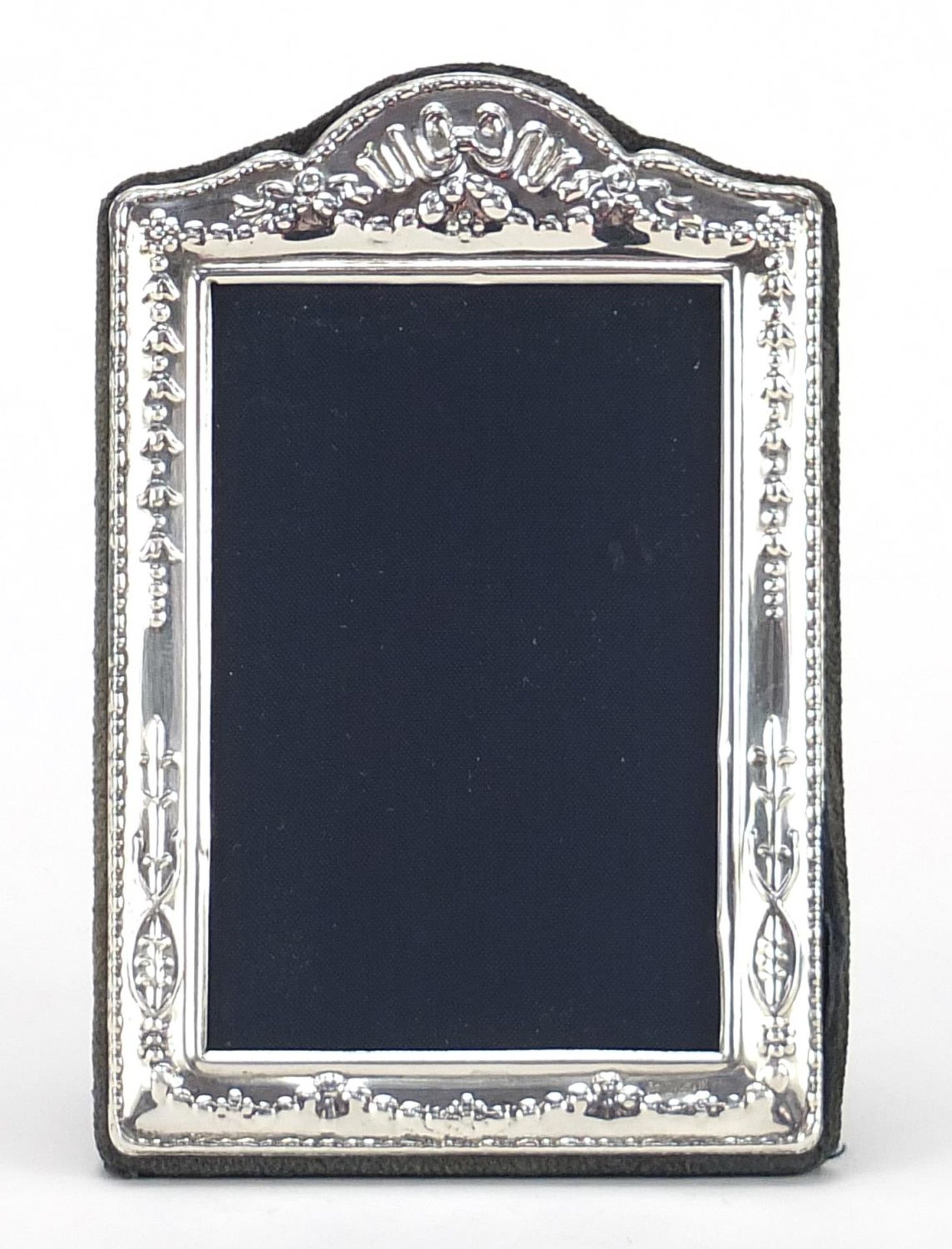 Carrs, rectangular silver photo frame embossed with swags, Sheffield 1995, 12cm x 8cm :For Further