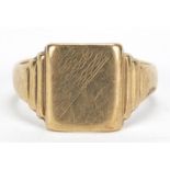 9ct gold signet ring, hallmarked Birmingham 1943, size R, 3.6g :For Further Condition Reports Please