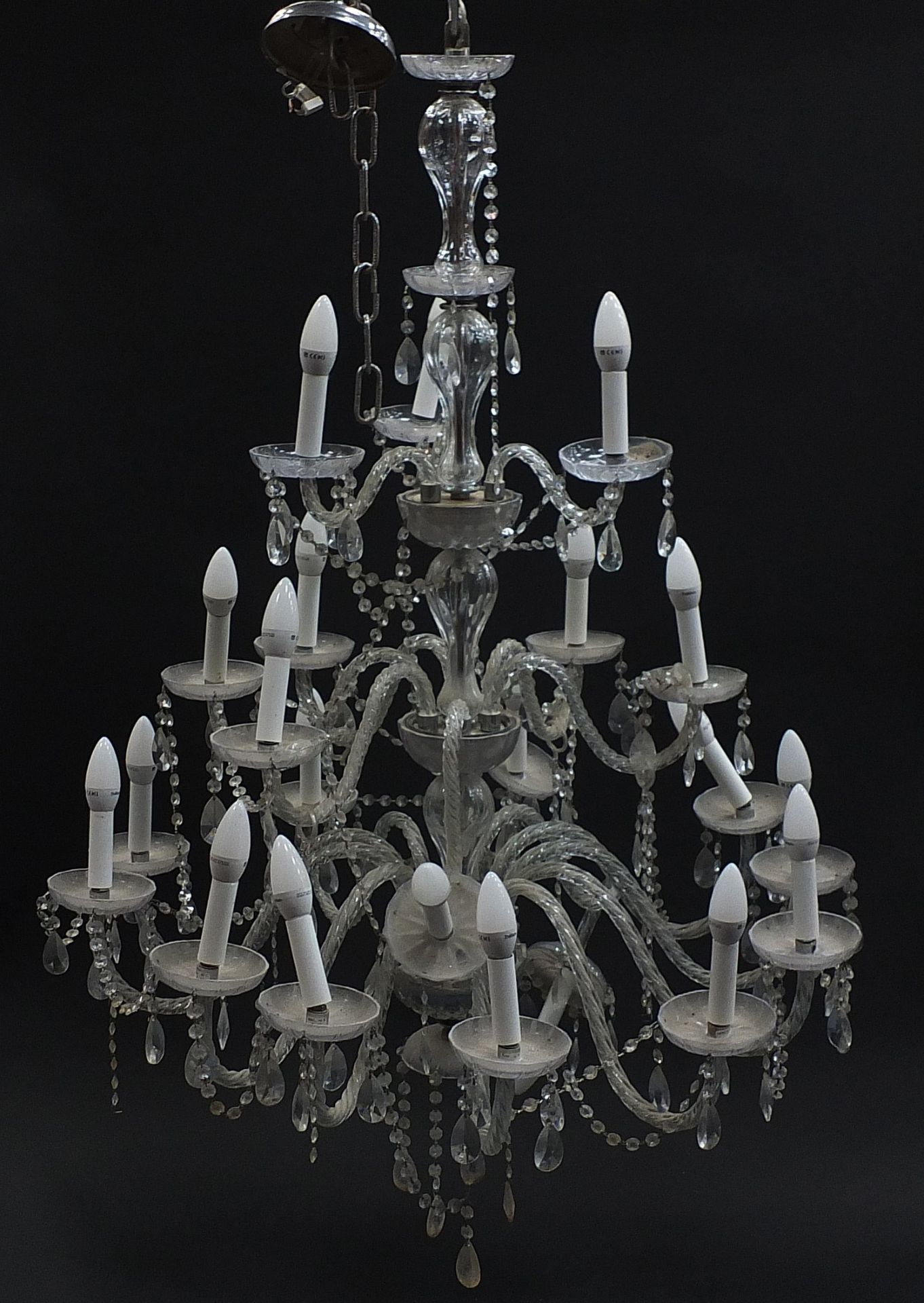 Large three tier glass chandelier with twenty one branches, approximately 110cm high x 90cm in