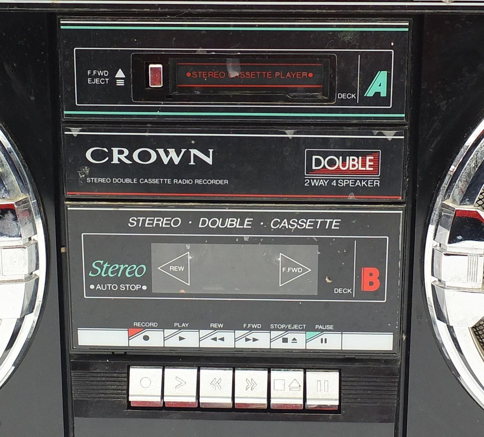 Vintage Crown ghetto blaster, model SZ-5100SL :For Further Condition Reports Please Visit Our - Image 2 of 5