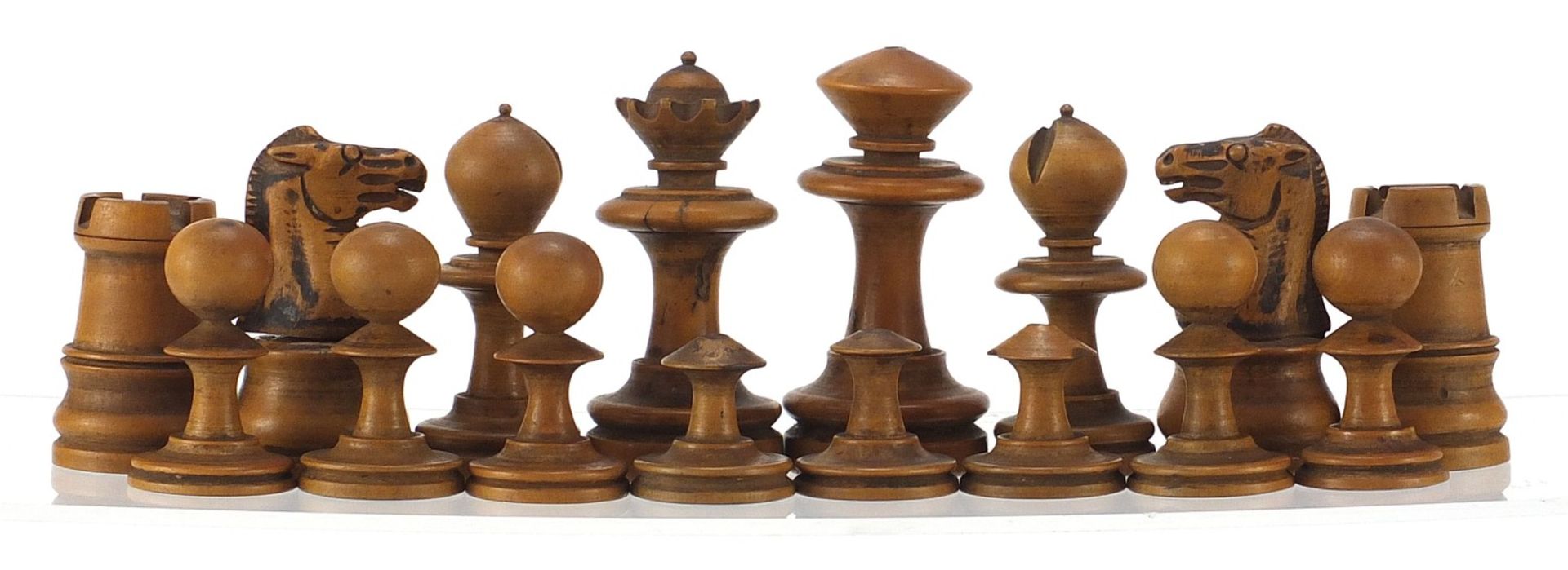 Antique boxwood and ebony chess set, the largest pieces each 9cm high :For Further Condition Reports - Image 2 of 6