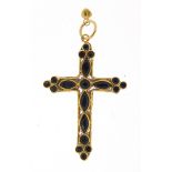 Unusual 18ct gold sapphire cross pendant, 3cm high, 1.5g :For Further Condition Reports Please Visit