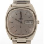 Omega, vintage gentlemen's quartz wristwatch with day date aperture, the case 37mm wide :For Further