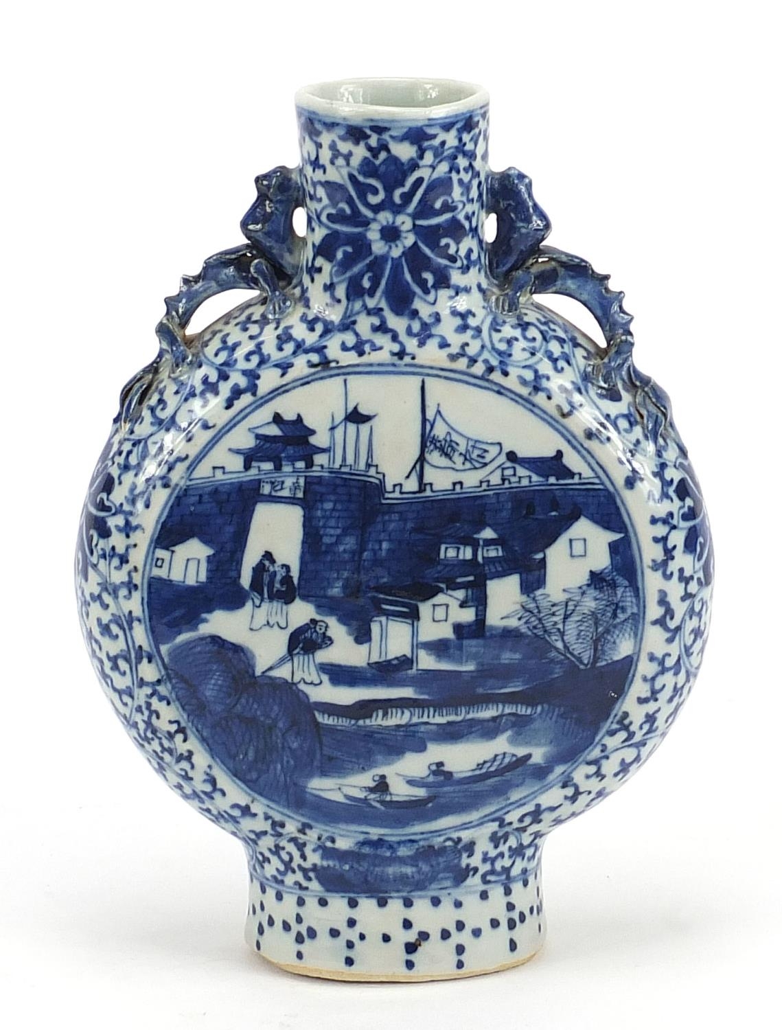 Chinese blue and white porcelain moon flask with handles, hand painted with figures, boats and - Image 4 of 8