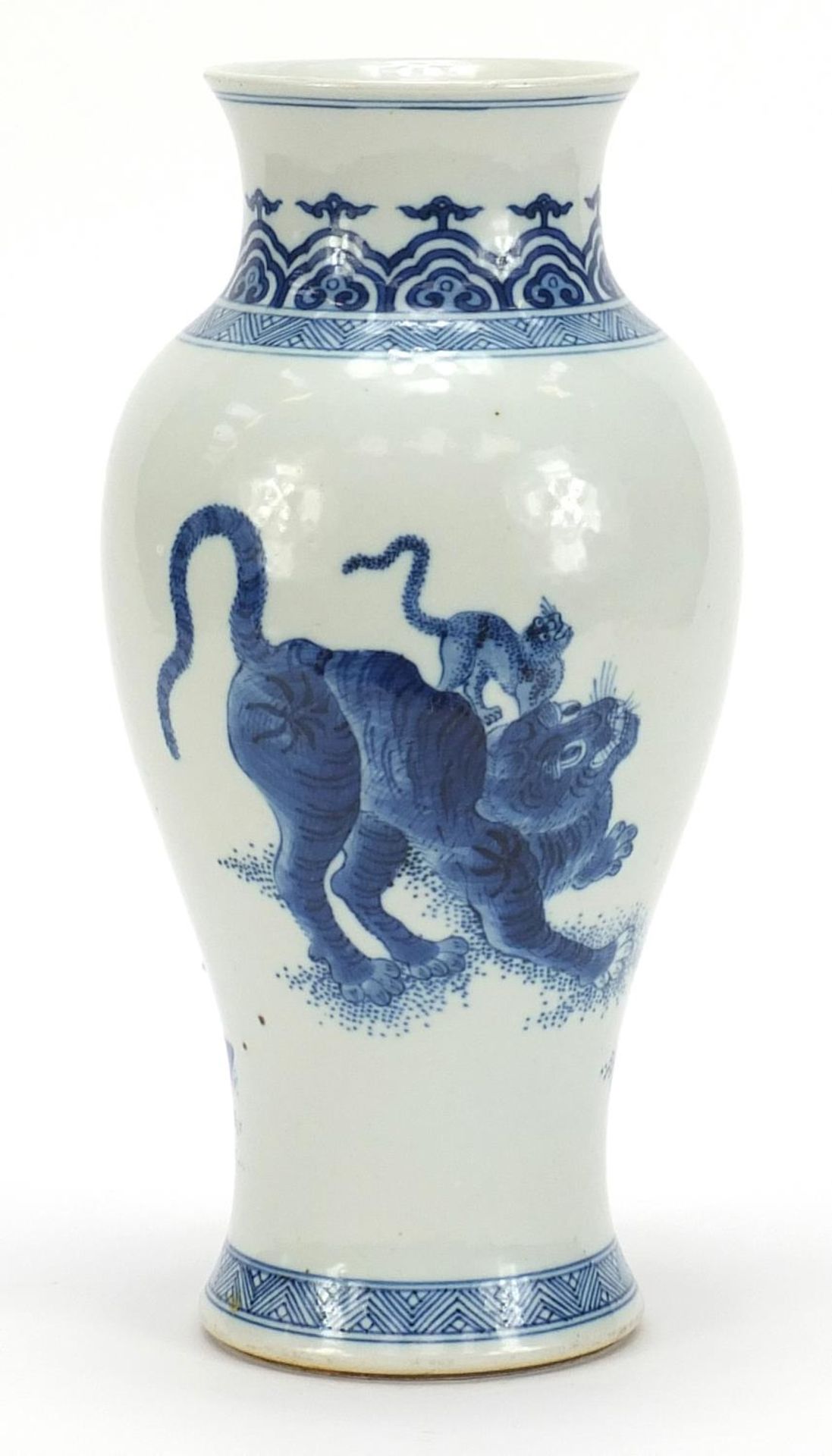 Chinese blue and white porcelain baluster vase hand painted with figures and two tigers, six - Bild 3 aus 8