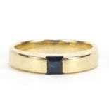 14ct gold sapphire ring, size J, 4.1g :For Further Condition Reports Please Visit Our Website,