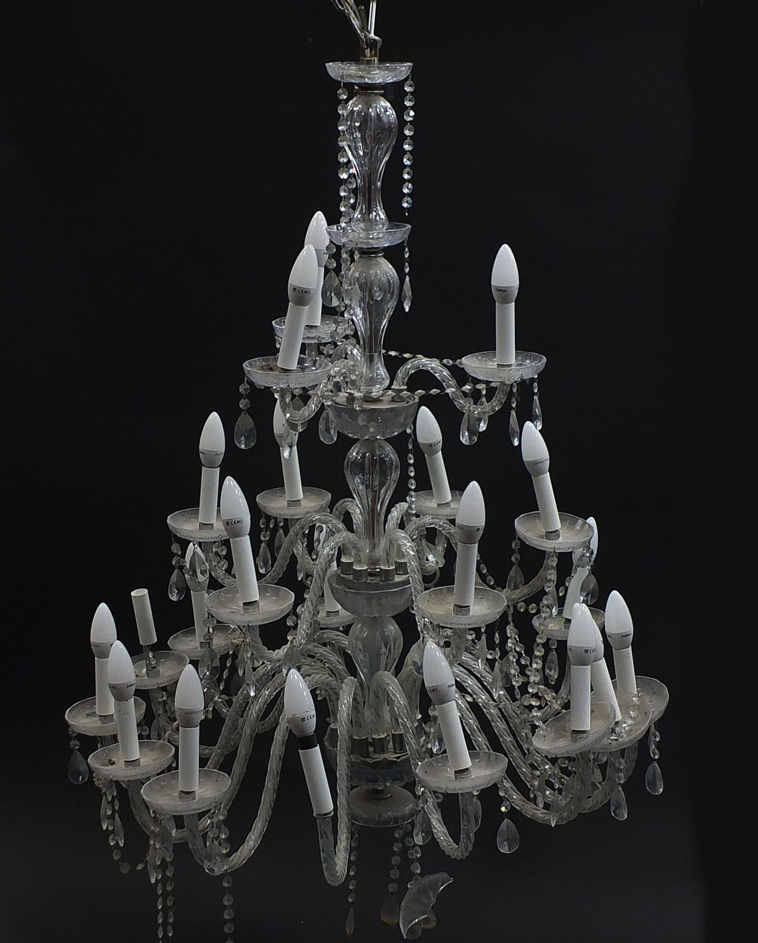 Large three tier glass chandelier with twenty one branches, approximately 110cm high x 90cm in