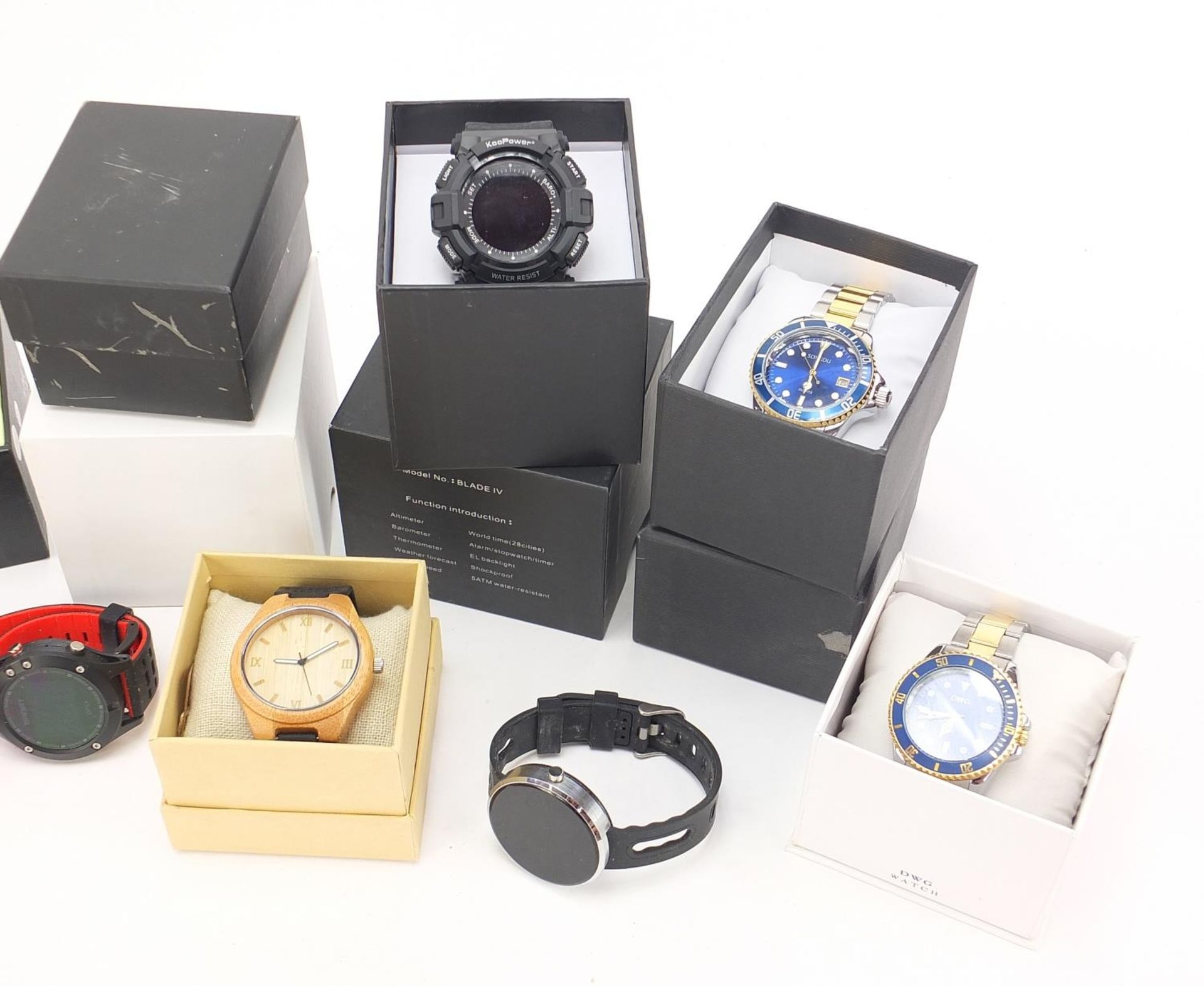 Thirteen gentlemen's wristwatches with boxes including android smart watch, DWG, Songdu, RGA - Image 3 of 3