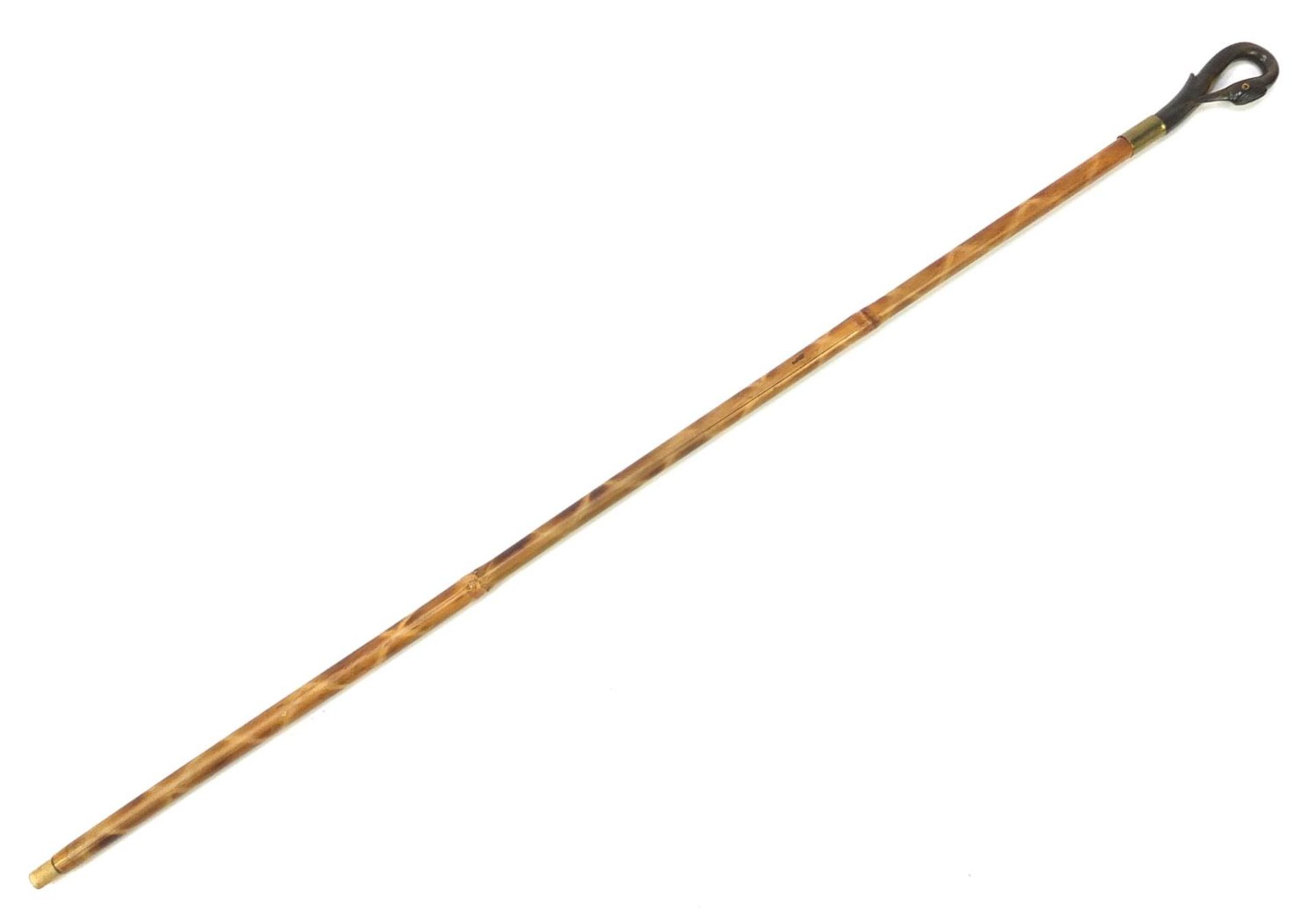 Bamboo sword stick with horn handle carved in the form of a swan's head, 86.5cm in length :For - Image 6 of 11