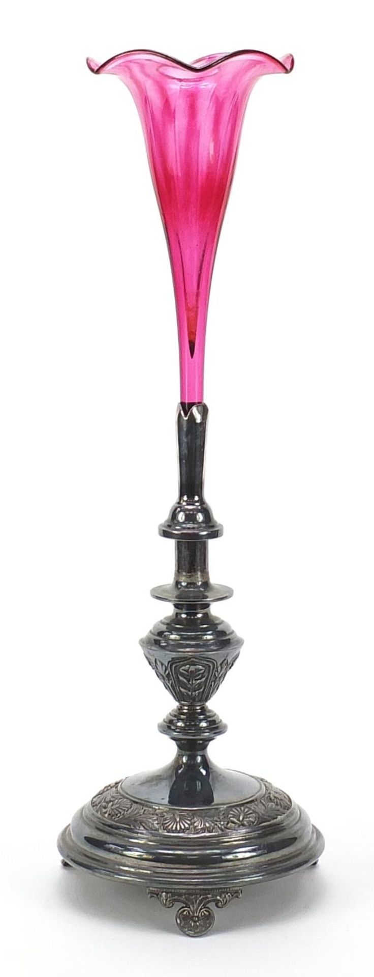 Walker & Hall silver plated single branch epergne with cranberry glass branch, 48cm high :For - Bild 2 aus 5