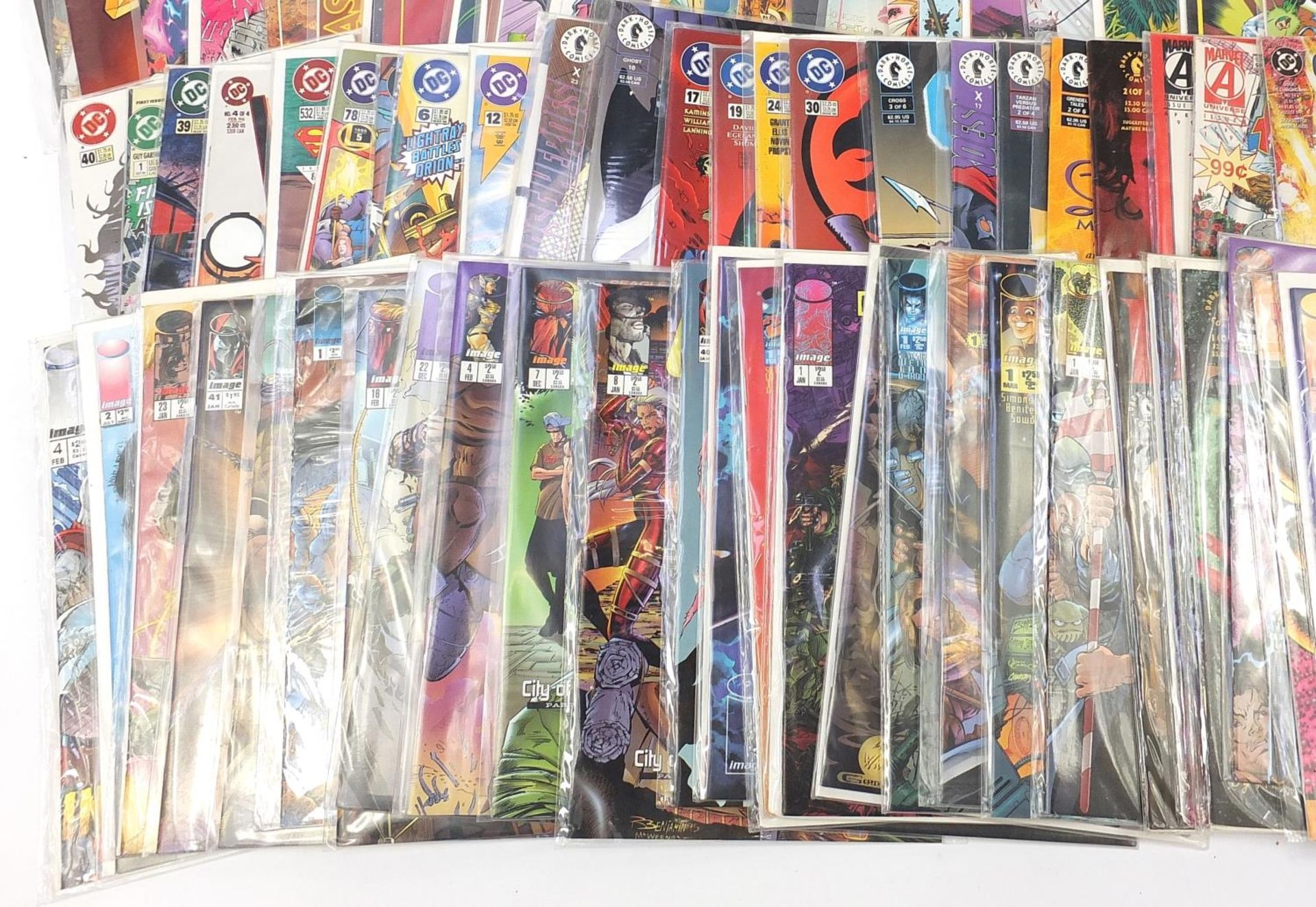 Collection of vintage and later comics including Marvel, Avengers, Storm Watch, Gen 13 and DC :For - Image 4 of 5
