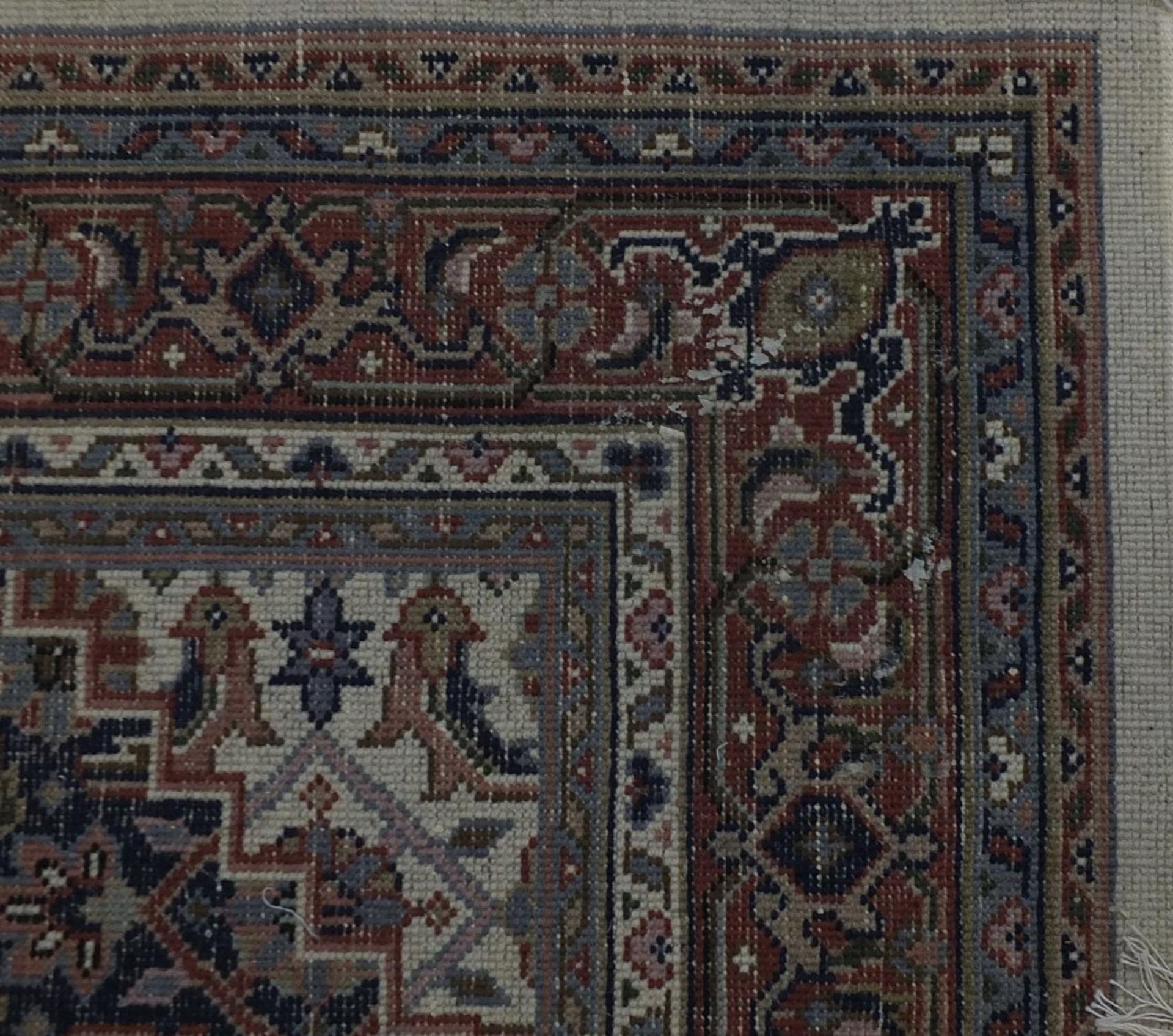 Rectangular Persian rug having all over floral design and central medallion, 183cm x 126cm :For - Bild 4 aus 4