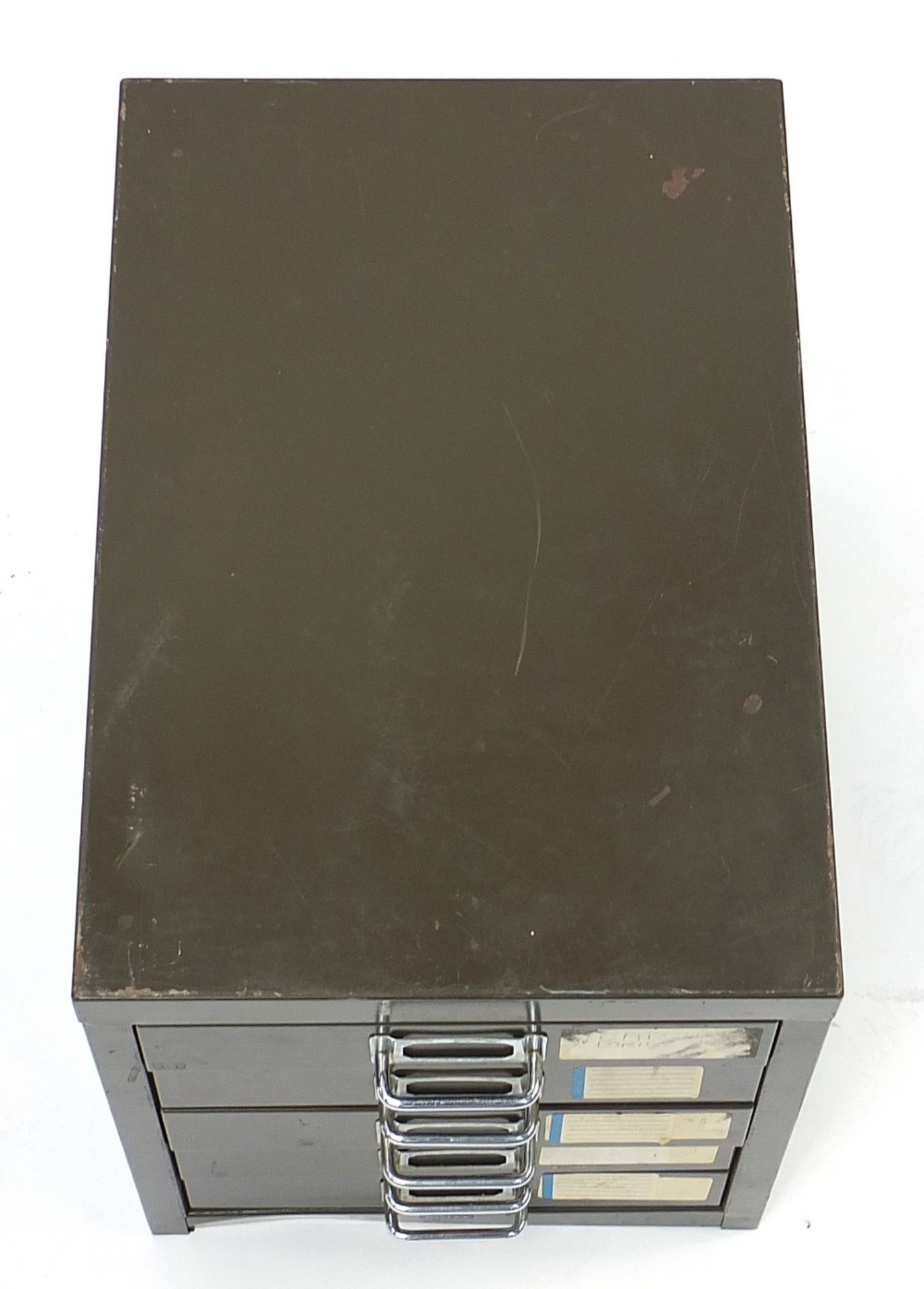 Vintage metal five drawer filing cabinet, 32.5cm H x 28cm W x 41cm D :For Further Condition - Image 2 of 3