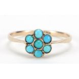 9ct gold turquoise flower head ring, size P, 1.0g :For Further Condition Reports Please Visit Our