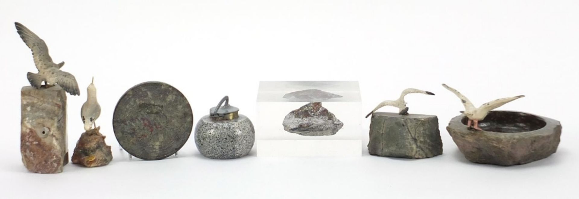 Rocks and hardstones including a serpentine marble compass design paperweight and cold painted - Image 7 of 10