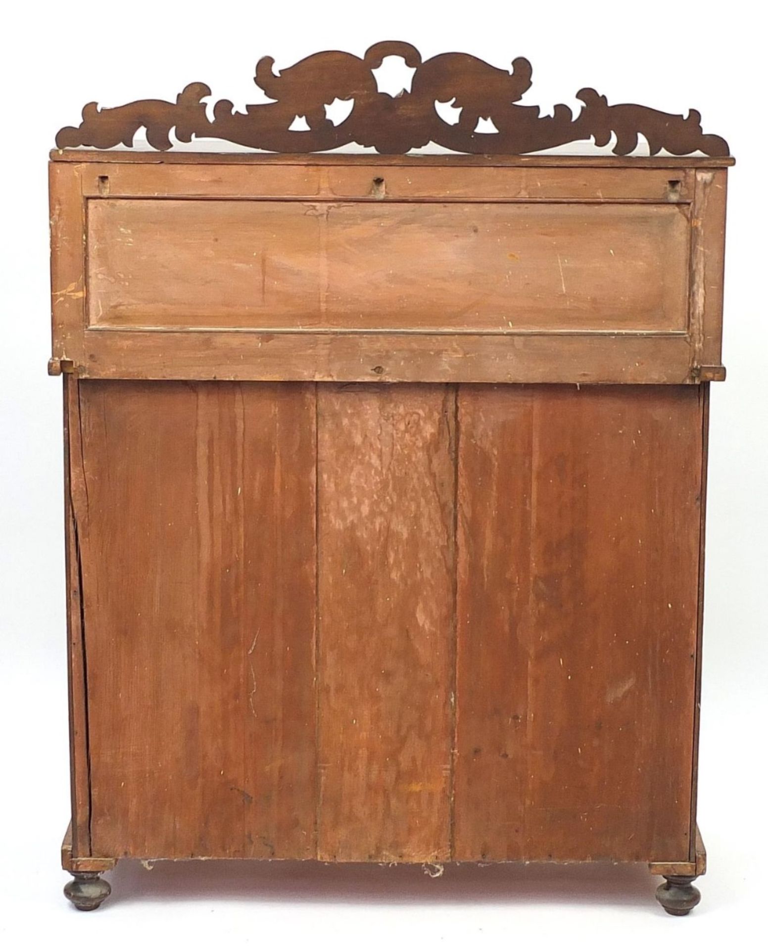 Victorian mahogany chiffonier with frieze drawer above a pair of cupboard doors, 139cm H x 103cm W x - Image 5 of 5