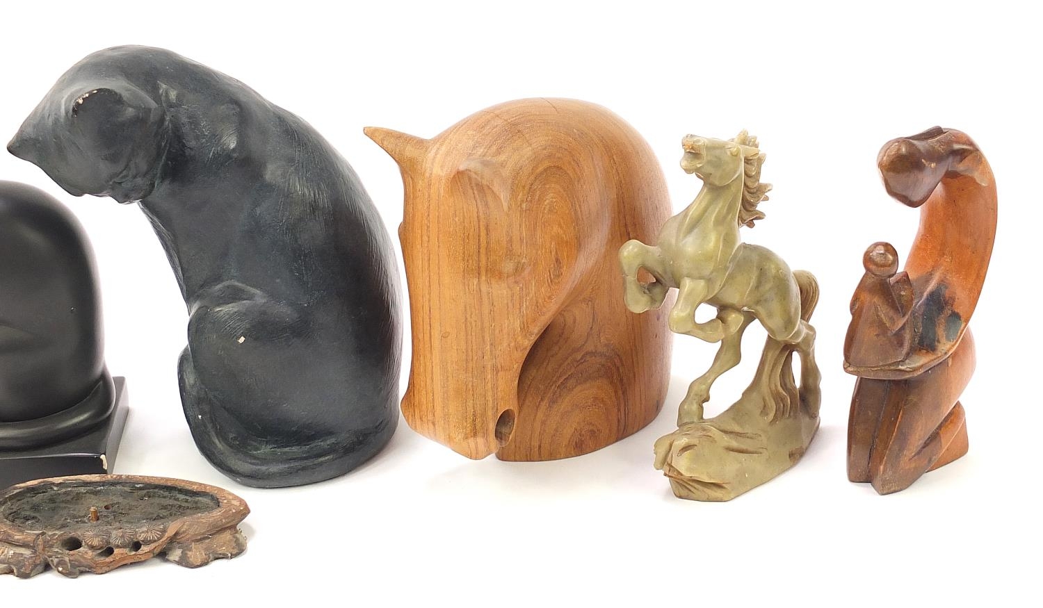 Animal sculptures including a carved wood horse head, carved ebony elephant, bronzed cat and Chinese - Image 3 of 7