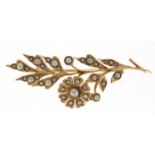 15ct gold seed pearl floral brooch, 5cm wide, 4.9g :For Further Condition Reports Please Visit Our