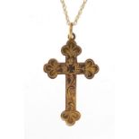 9ct gold engraved cross pendant on a 9ct gold necklace, 3.3cm high and 47cm in length, 1.4g