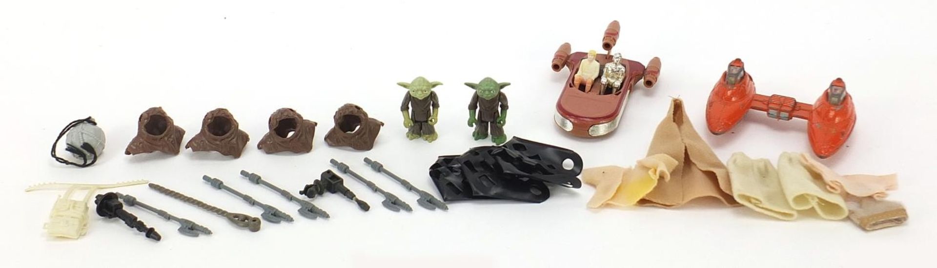 Star Wars toys and collectables including accessories and two Yoda action figures : For Further