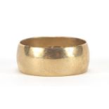 9ct gold wedding band, size N, 4.3g : For Further Condition Reports Please Visit Our Website -