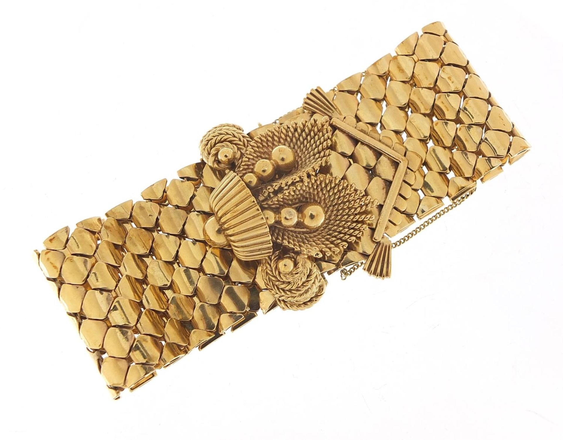 Large 9ct gold belt and buckle design bracelet with floral basket design clasp, S & SLD maker's