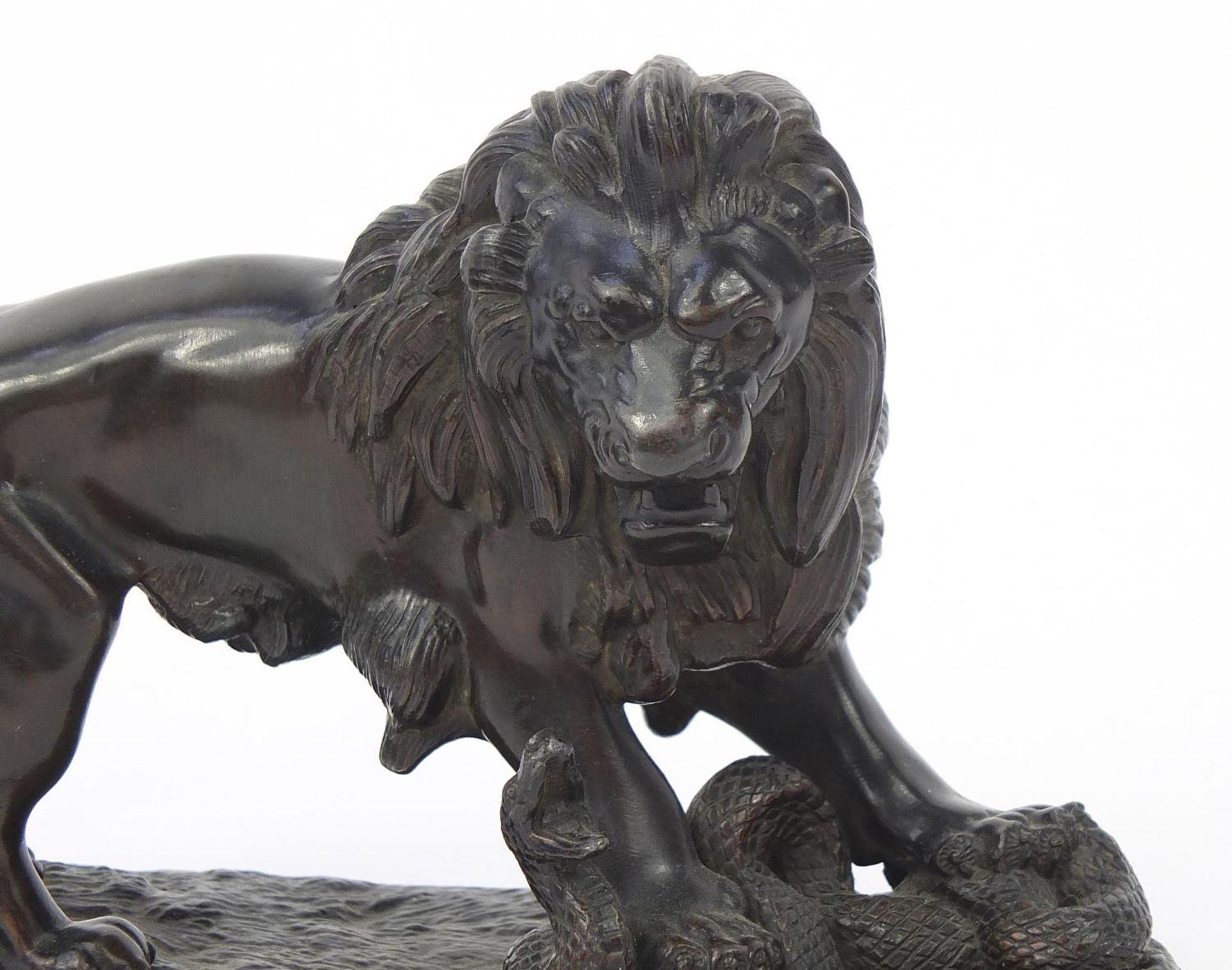 Classical patinated spelter study of a lion and serpent, 22.5cm wide : For Further Condition Reports - Image 2 of 4