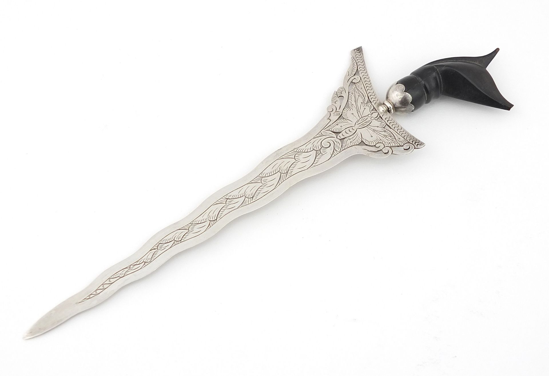 Miniature Malaysian silver Kris with ebonised handle, engraved Malaysia 1260B, 20cm in length, 27.7g