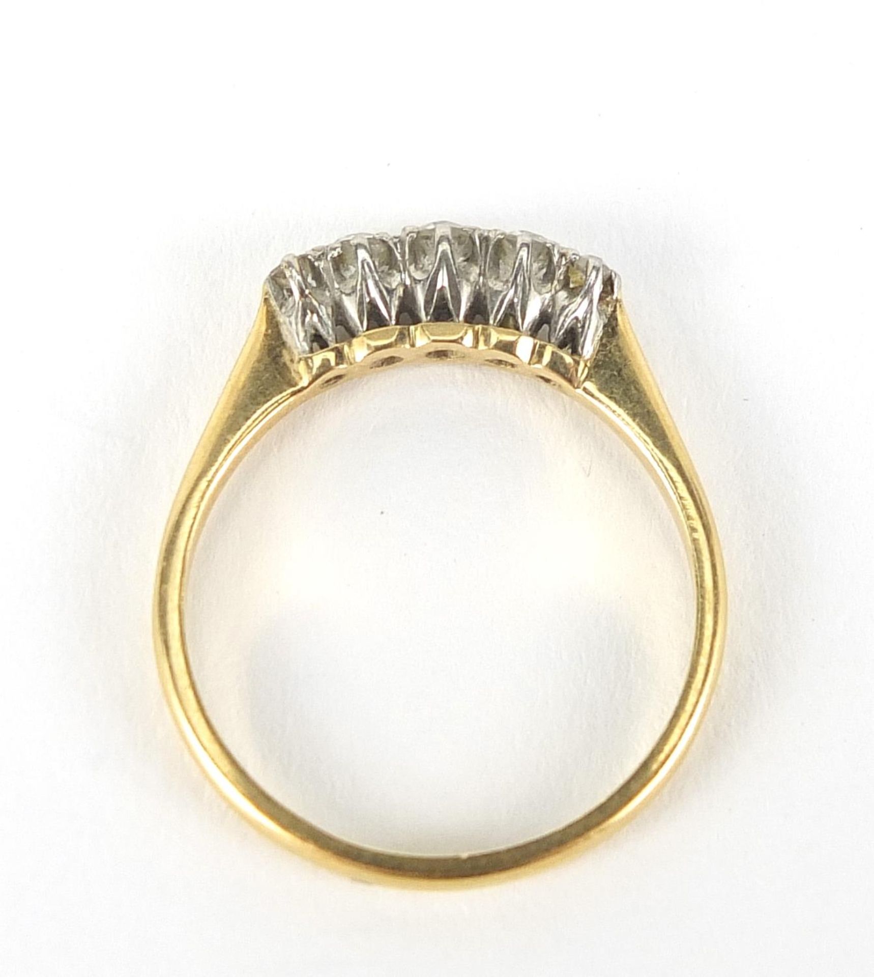 18ct gold and platinum graduated diamond five stone ring, the central diamond approximately 2.3mm in - Image 5 of 5