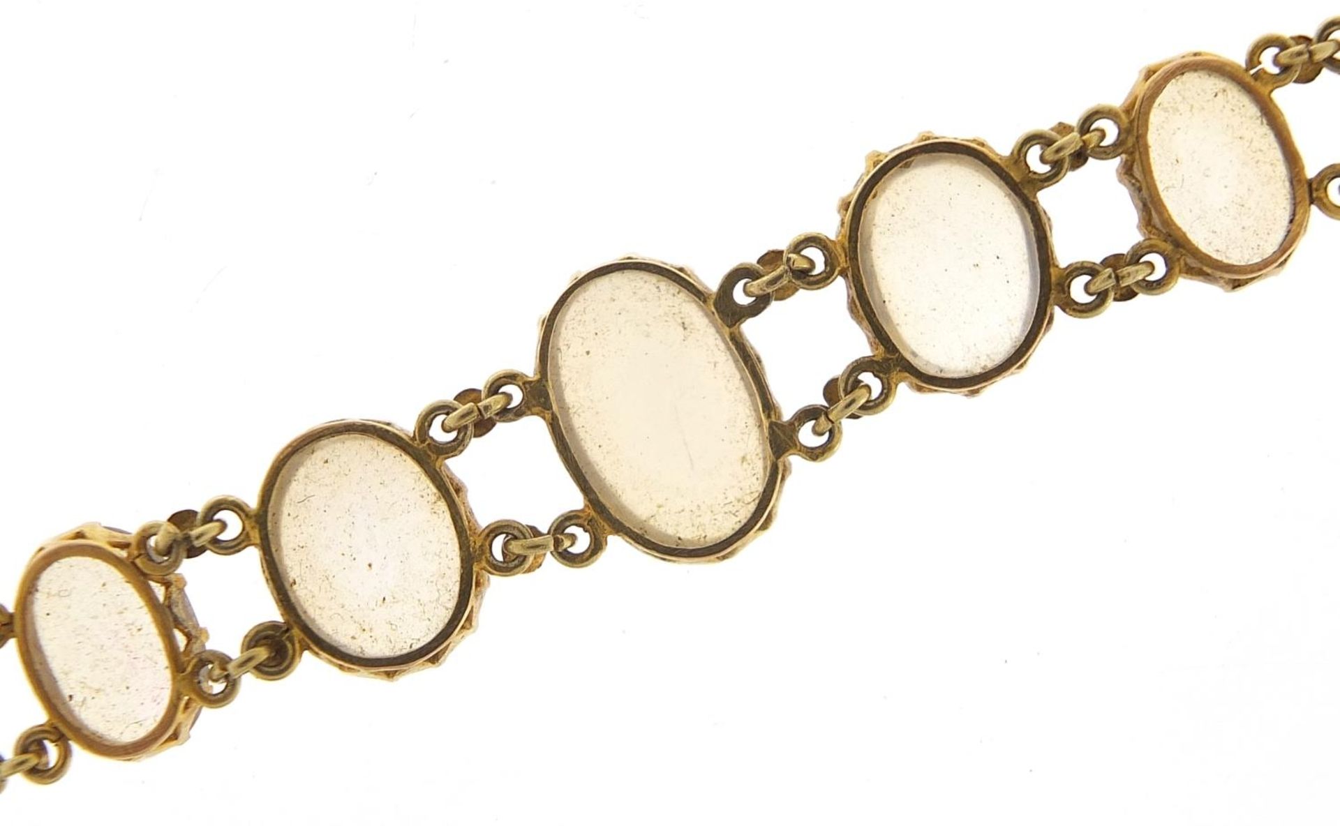 Antique unmarked gold graduated cabochon moonstone bracelet, 13cm in length, 7.6g : For Further - Image 3 of 4