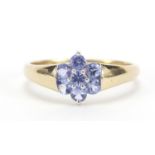 9ct gold iolite flower head ring, size T, 1.9g : For Further Condition Reports Please Visit Our