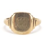 9ct gold signet ring, size Q, 4.2g : For Further Condition Reports Please Visit Our Website -