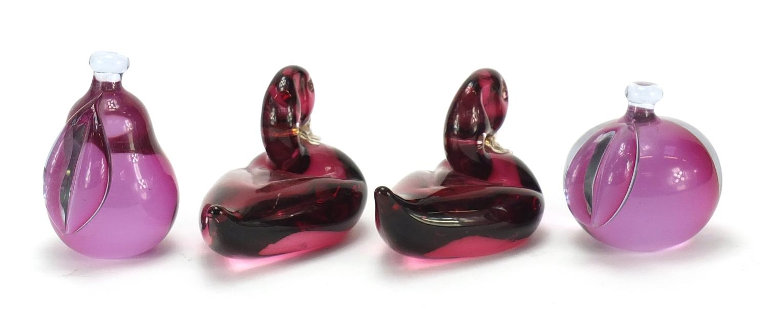 Four Murano glass paperweights comprising two gold flecked ducks and two of fruit with paper labels, - Image 4 of 6