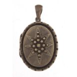 Victorian silver locket, Birmingham 1881, 4.5cm high, 6.0g : For Further Condition Reports Please
