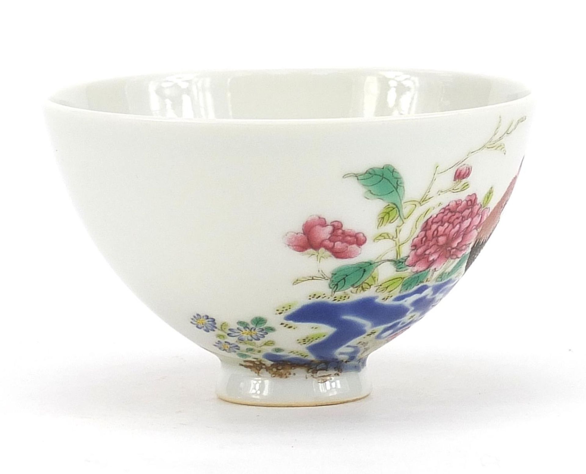Chinese porcelain bowl finely hand painted in the famille rose palette with chickens amongst - Image 4 of 7