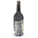 Bottle of 1970 Warres port : For Further Condition Reports Please Visit Our Website - Updated Daily