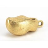 Unmarked gold Dutch clog charm, 2.5cm in length, 2.8g : For Further Condition Reports Please Visit
