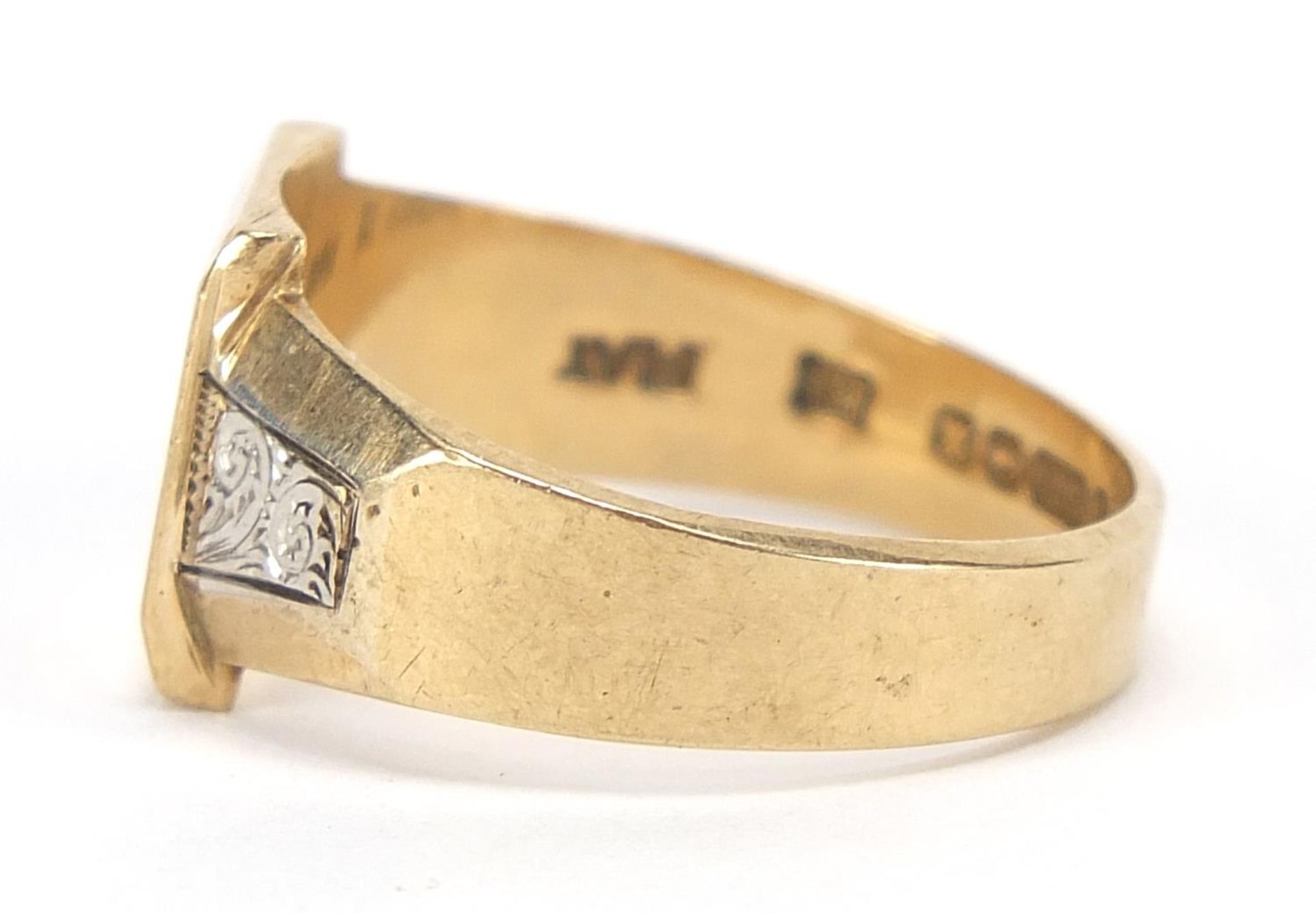 9ct two tone gold signet ring, stamped Bravingtons, size R, 4.6g : For Further Condition Reports - Image 2 of 6