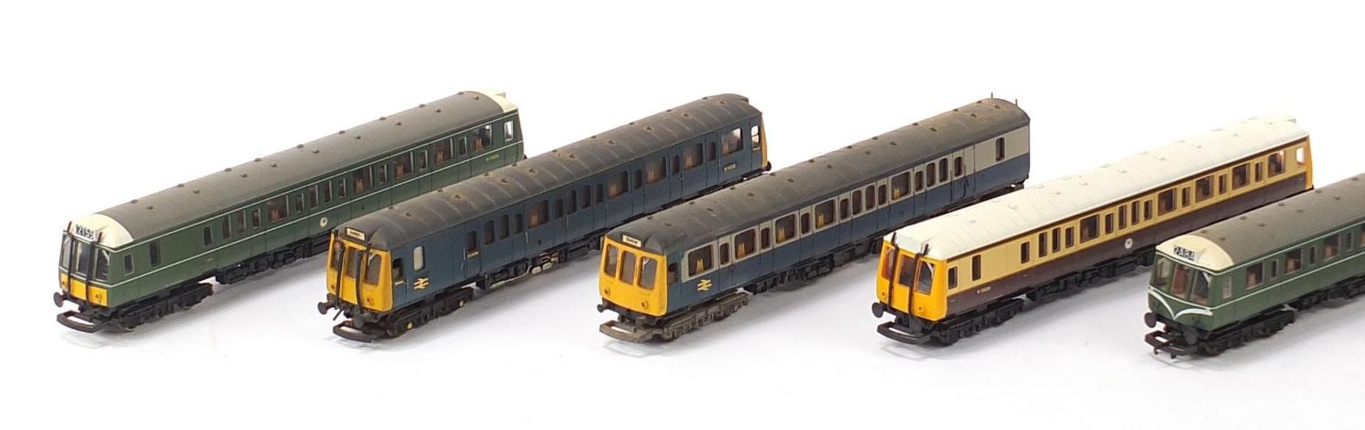 Eight Lima 00 gauge DMU locomotives : For Further Condition Reports Please Visit Our Website - - Image 2 of 5