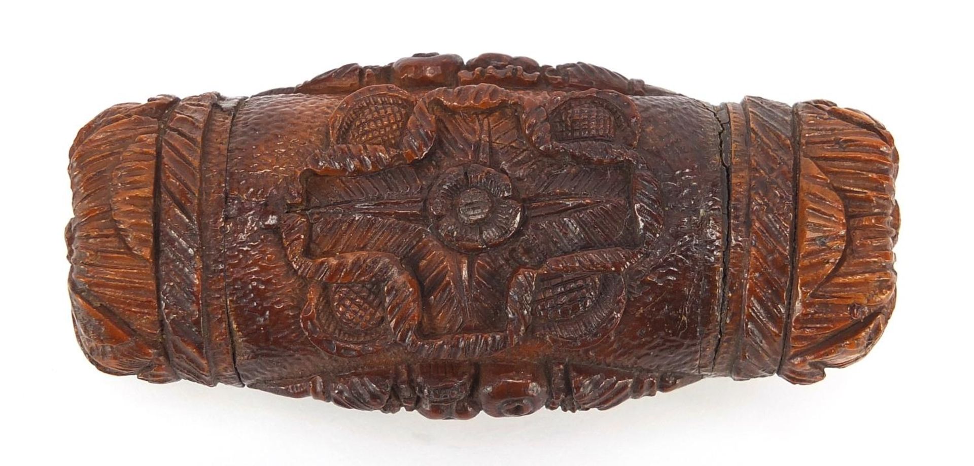 Antique coquilla nut snuff box carved with figure and dog beside a tree and an Irish rose, 10cm wide - Image 14 of 14