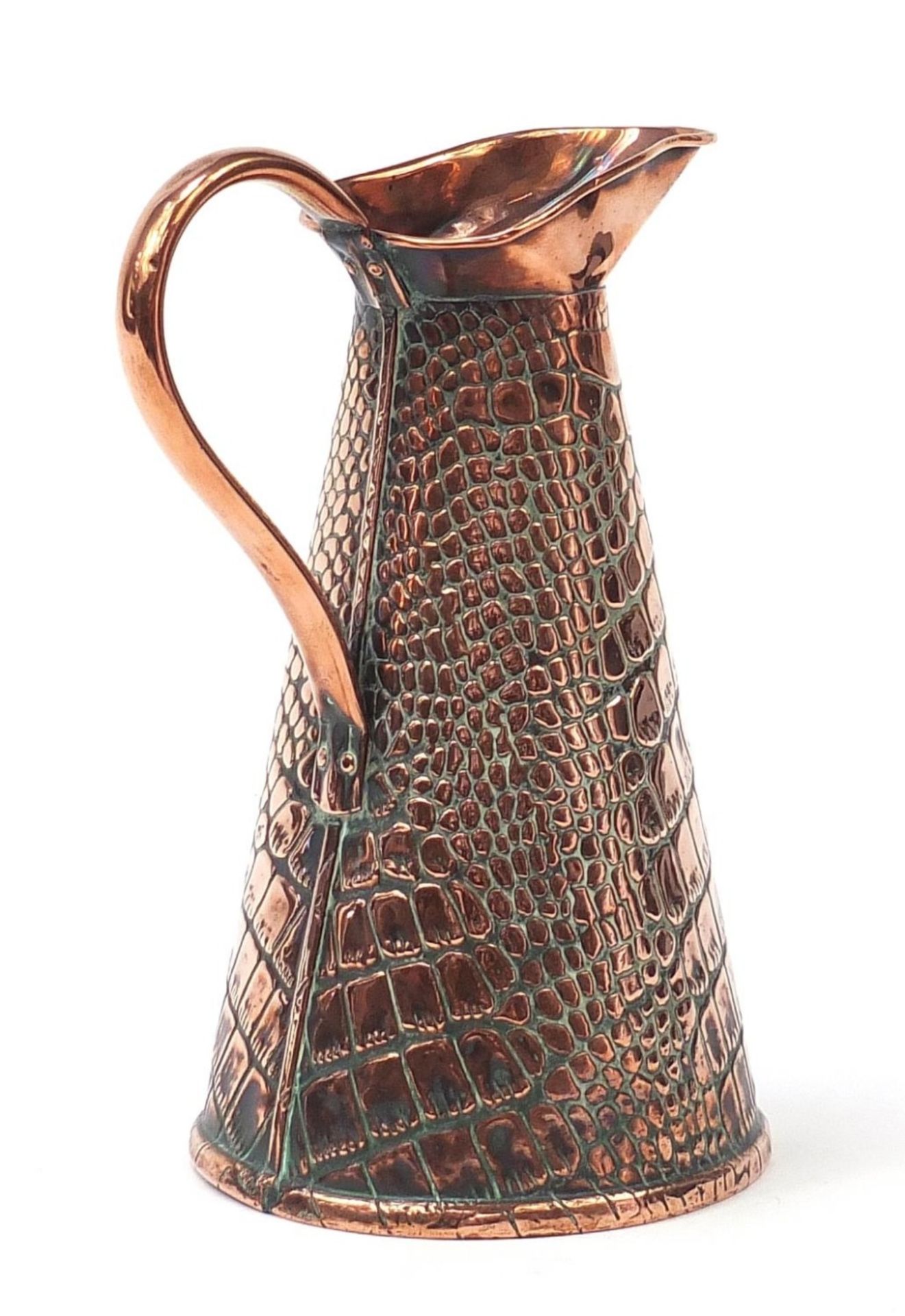 Arts & Crafts crocodile skin design copper jug, 28cm high : For Further Condition Reports Please - Image 2 of 4