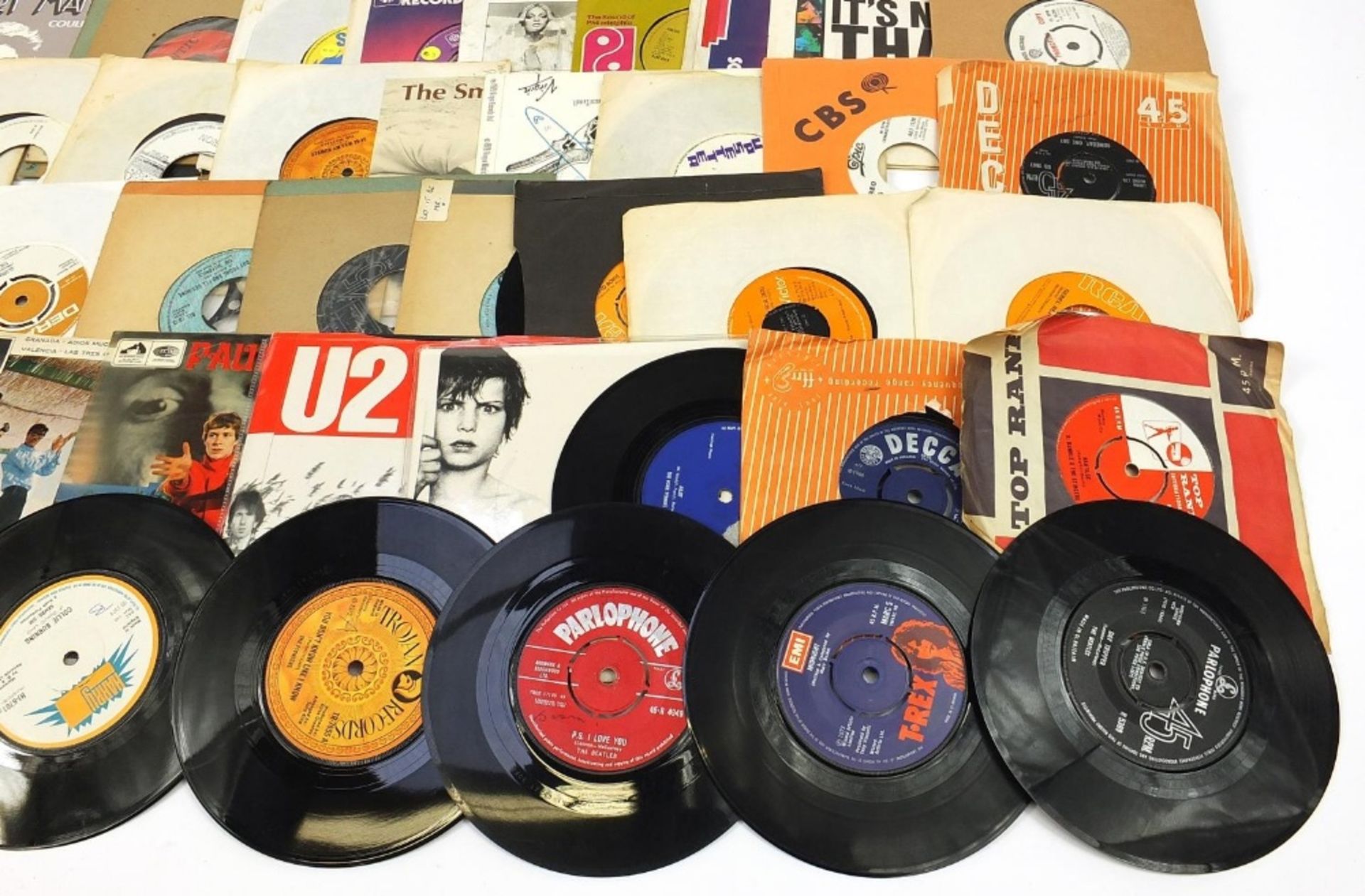 Collection of 45rpm singles including Hedge Hoppers Anonymous, Elvis Presley, David Bowie, Archie - Image 12 of 32