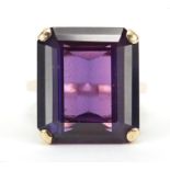 9ct gold amethyst ring, size M, 8.9g : For Further Condition Reports Please Visit Our Website -